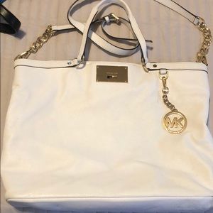 Michael kors cross body